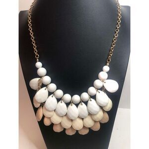 1428 Y2K gold tone white Beige tan teardrop layer y2K necklace 18"